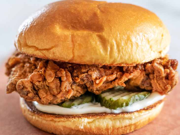 These Frozen Chicken Patties Taste Even Better than the Famous McDonaldâs Ones â And Are Way Cheaper