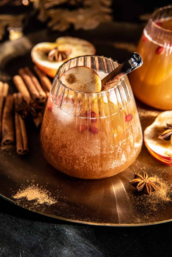 40 Easy and Tasty Cocktails and Beverages for Thanksgiving