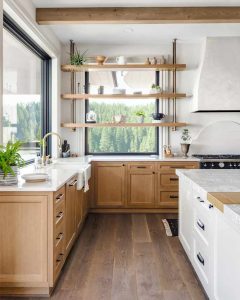 All-White and Dark Kitchen Cabinets Are Quietly Falling Out of Style â And Theyâre Not the Only Ones, According to Designers