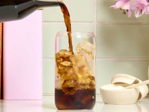 Amazon Shoppers Bought Over 10,000 of This Mason Jar Pitcher Last Month (Itâs on Sale for Just $20!)