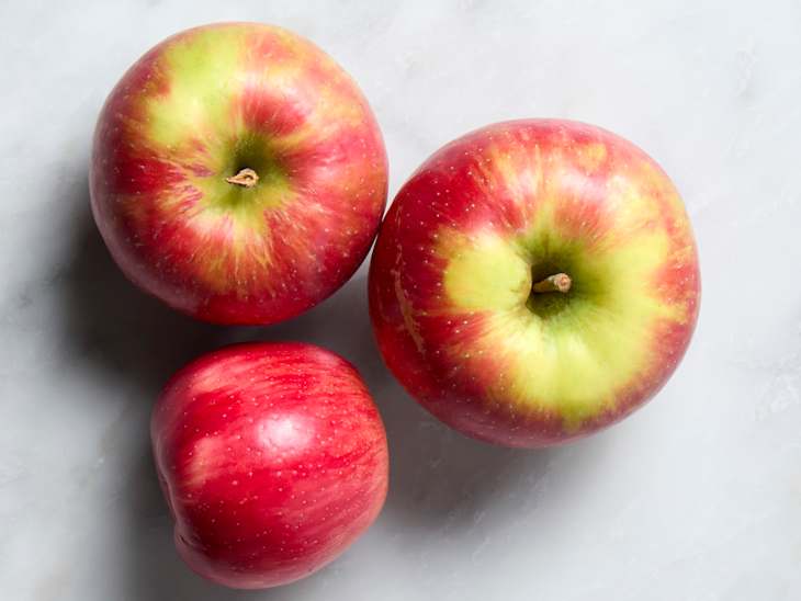 Bye Bye, Honeycrisp: My New Favorite Type of Apple Tastes a Million Times Better (and Is Juicier!)