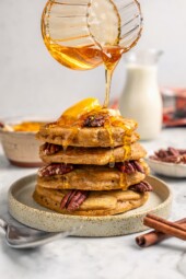 How to Prepare Fluffy and Breezy Pumpkin Pancakes