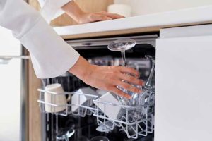 I Canât Believe I JUST Learned That Every Dishwasher Does This (Itâs So Helpful!)