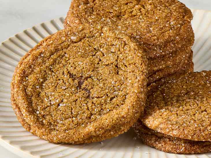 I Canât Stop Baking These Super-Soft Molasses Cookies (Theyâre Sparkly!)