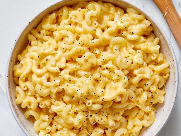 I Never Use Milk in Boxed Mac & Cheese â I Swap In This Simple Ingredient to Make It 10x Creamier
