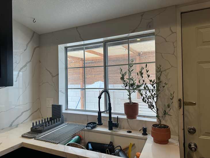 I Put a Toilet Paper Holder in My Kitchen, and Itâs So Cute