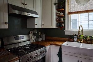 Iâve Never Seen Such a Clever and Stylish Way to Hide Kitchen Counter Clutter