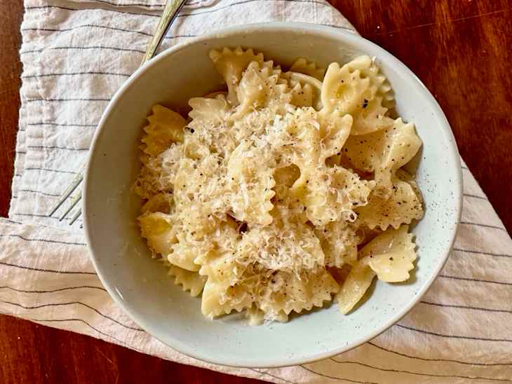 Jimmy Kimmelâs Familyâs Favorite 5-Ingredient Pasta Is Creamy Perfection