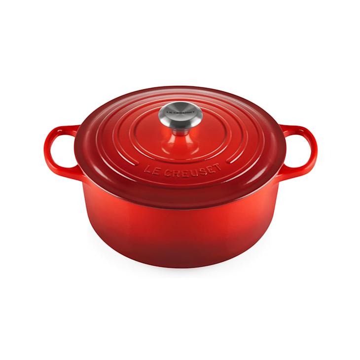 Le Creuset Signature Enameled Cast Iron Round Dutch Oven, 5.5-Quart at Amazon