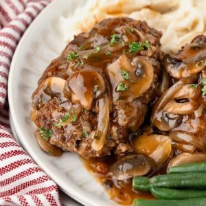Mushroom Salisbury Steak Dish for a Warm Evening Meal Tonight