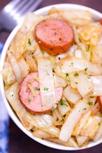 One-Pan Cozy Meal: Smoked Sausage and Cabbage Dish Recipe