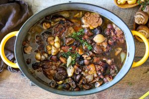 Simple Slow Cooker Coq au Vin: A French Comfort Dish Manual