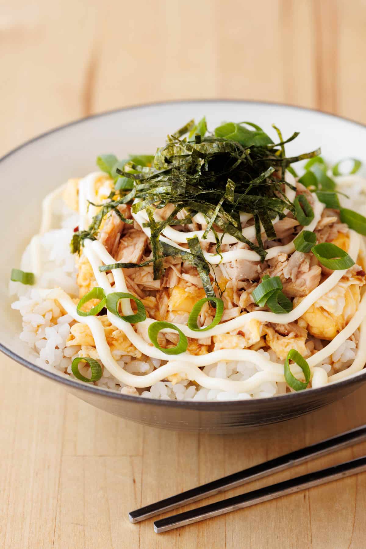 Teriyaki Tofu Bowls Garnished with Kimchi Mayo