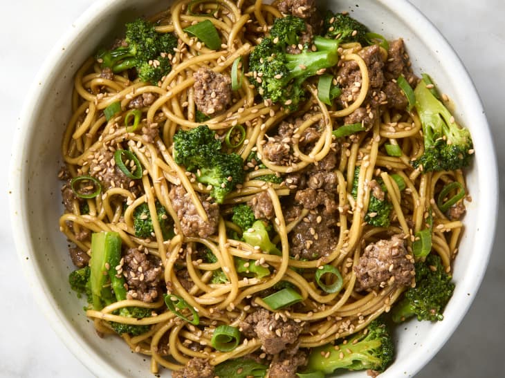 The 1-Ingredient âLiquid Goldâ That Will Make the Best Stir Fry Of Your Life (I Buy it In Bulk!)