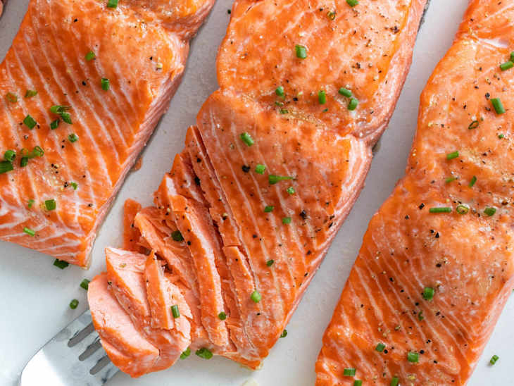 The 4-Ingredient Salmon Dinner I Canât Stop Making (It Has a Secret Sauce That I Use on Everything)