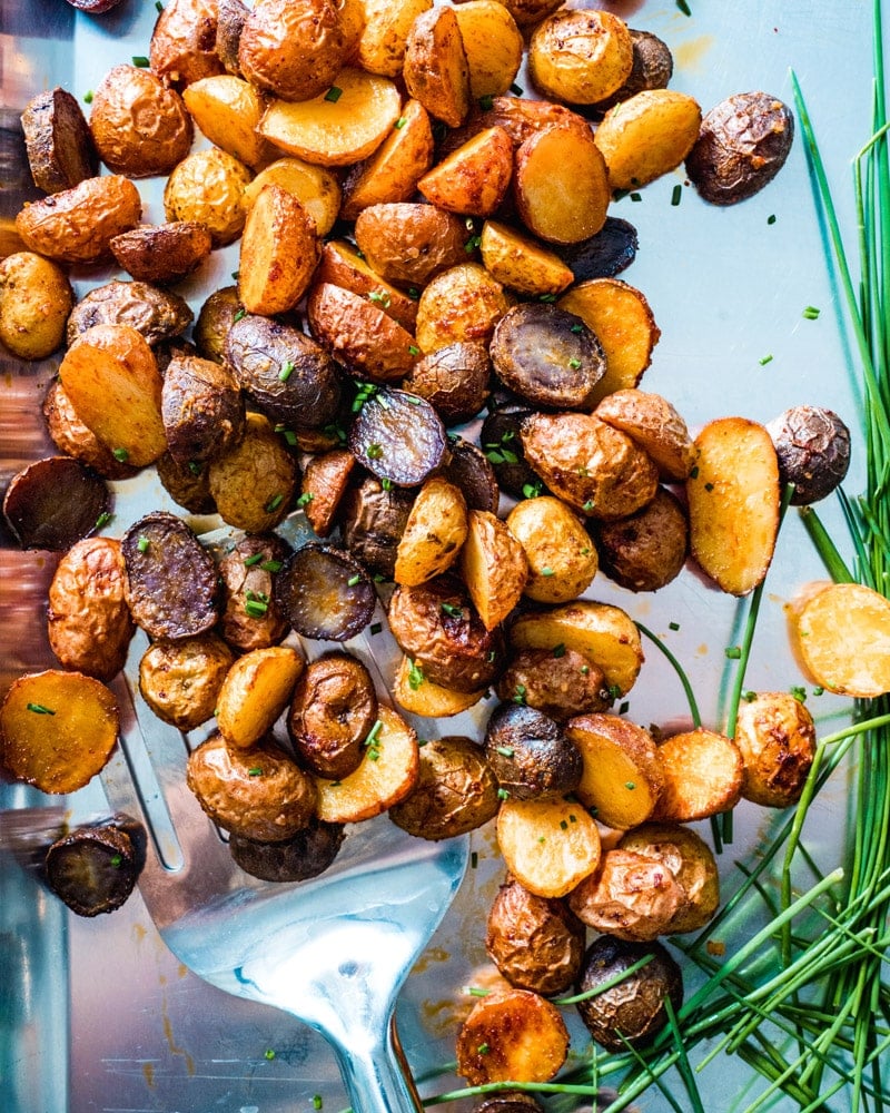 How to Prepare Crunchy Roasted Mini Potatoes