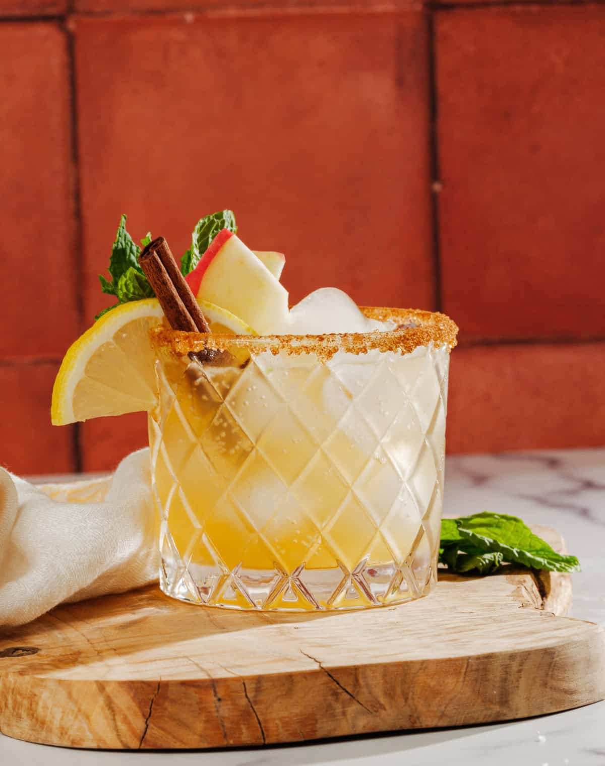 Non-Alcoholic Apple Cider Drink