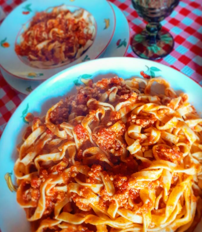 Tagliatelle con Salsa Bolognese di Zucca