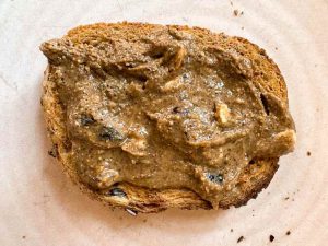 The âDeliciousâ New Limited-Edition Spread Iâve Eaten 5 Mornings in a Row (Itâs That Good)