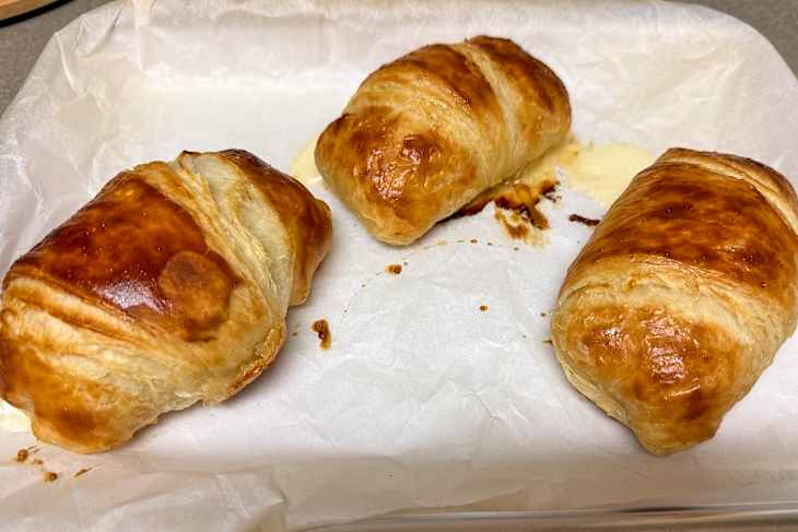 Cooked Williams Sonoma Ham & Cheese Croissants.