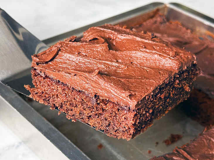 The Key to Joanna Gainesâ Deliciously Moist Chocolate Cake
