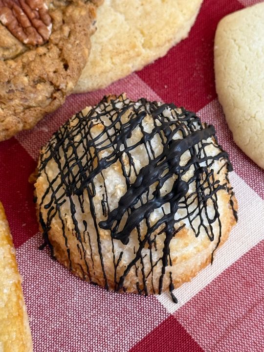 Coconut Macaroons: An Overview of the Timeless Coconut Delight