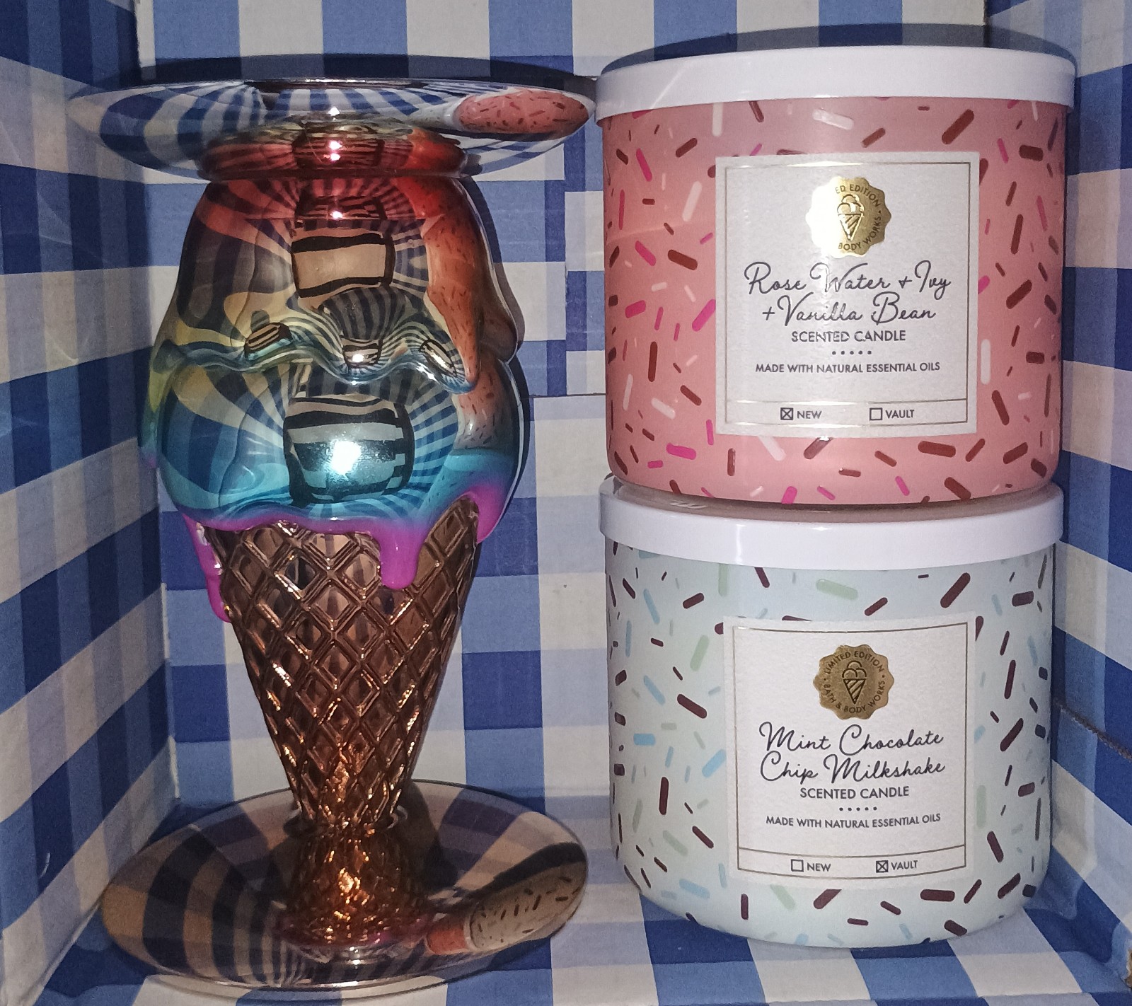 Mint-Scented Snowman-Formed Marshmallows