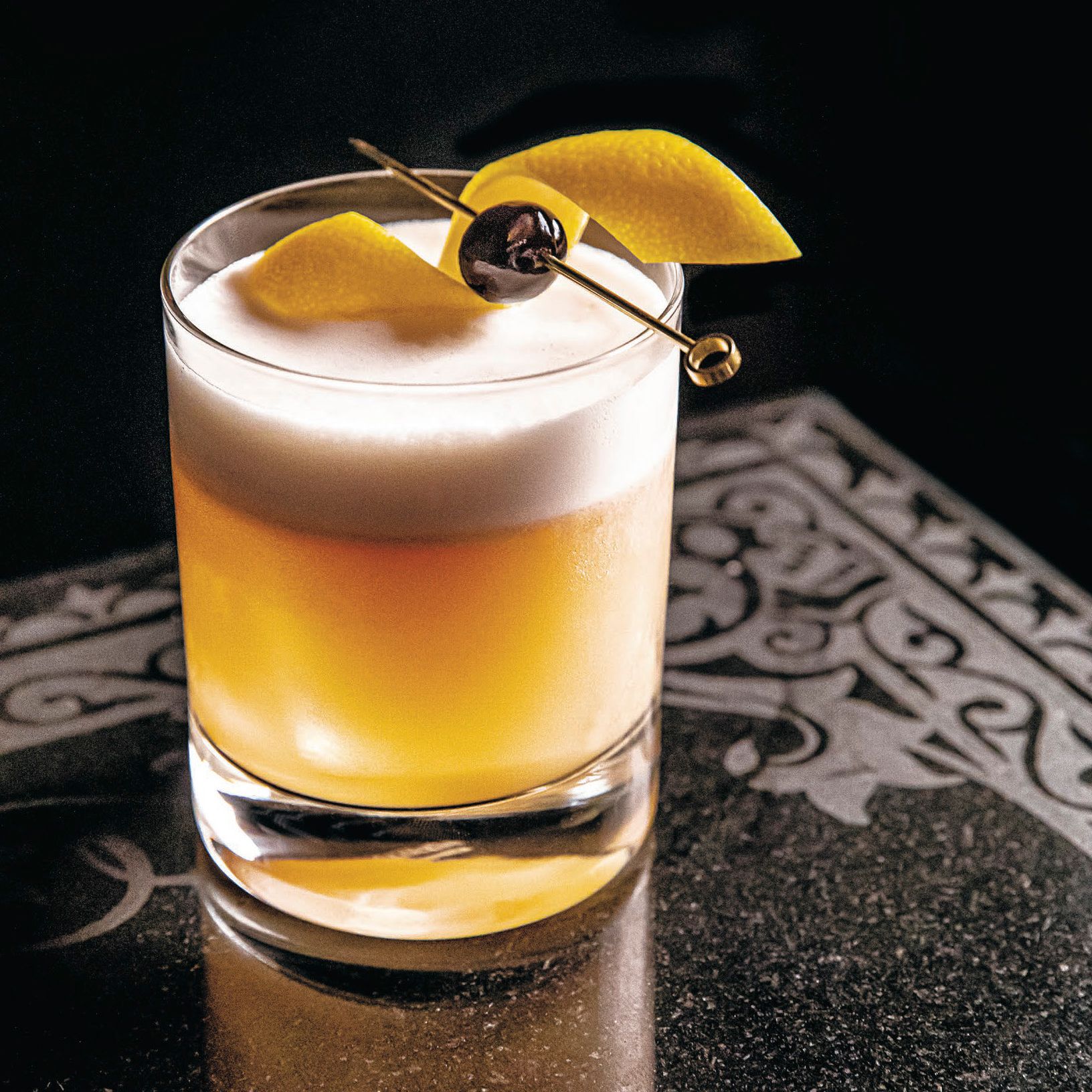 Steps to Creating the Ideal Amaretto Sour