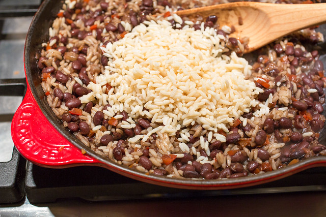 Robust Black Beans and Rice Meal