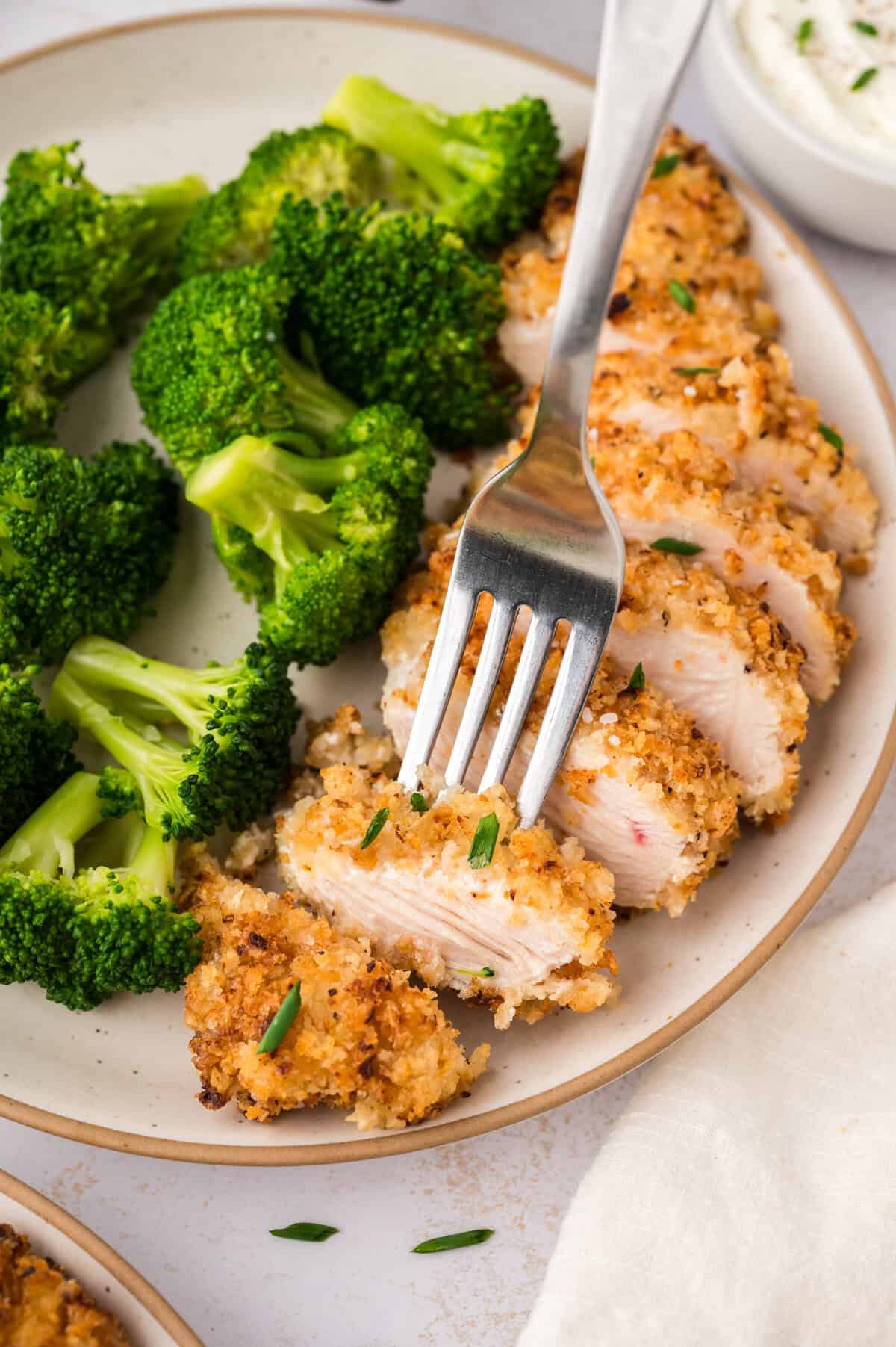 Oven-Roasted Chicken with French Onion Taste and Crunchy Onion Garnish