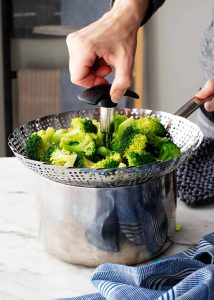 A Comprehensive Guide to Preparing Broccoli