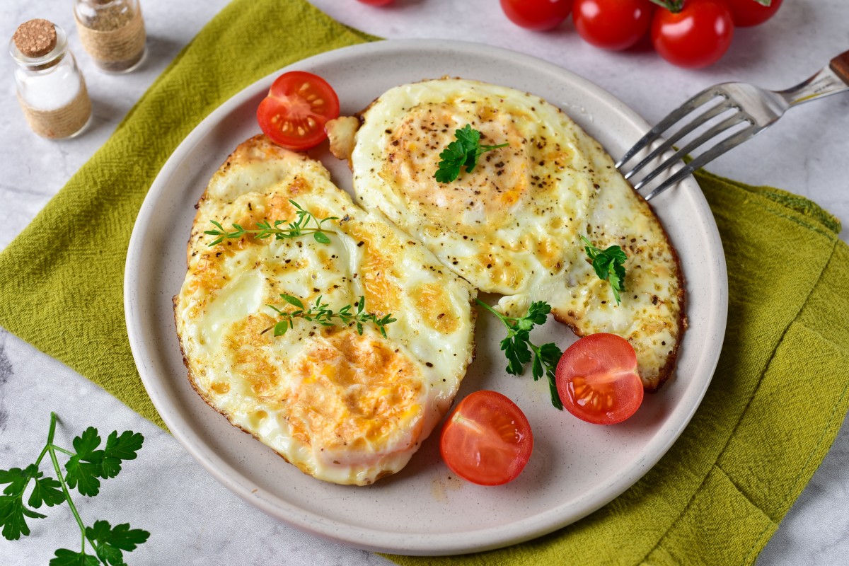 How to Prepare Over Hard Eggs