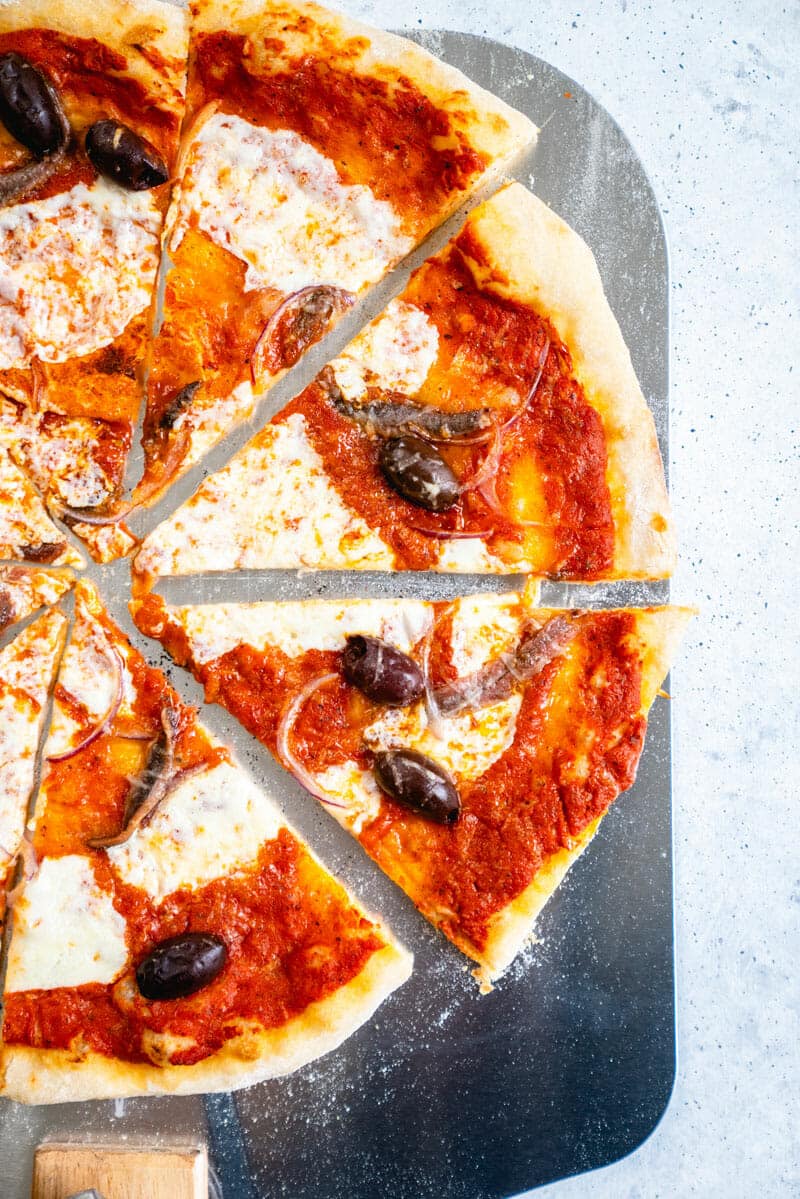 Traditional Italian Anchovy Pizza Recipe