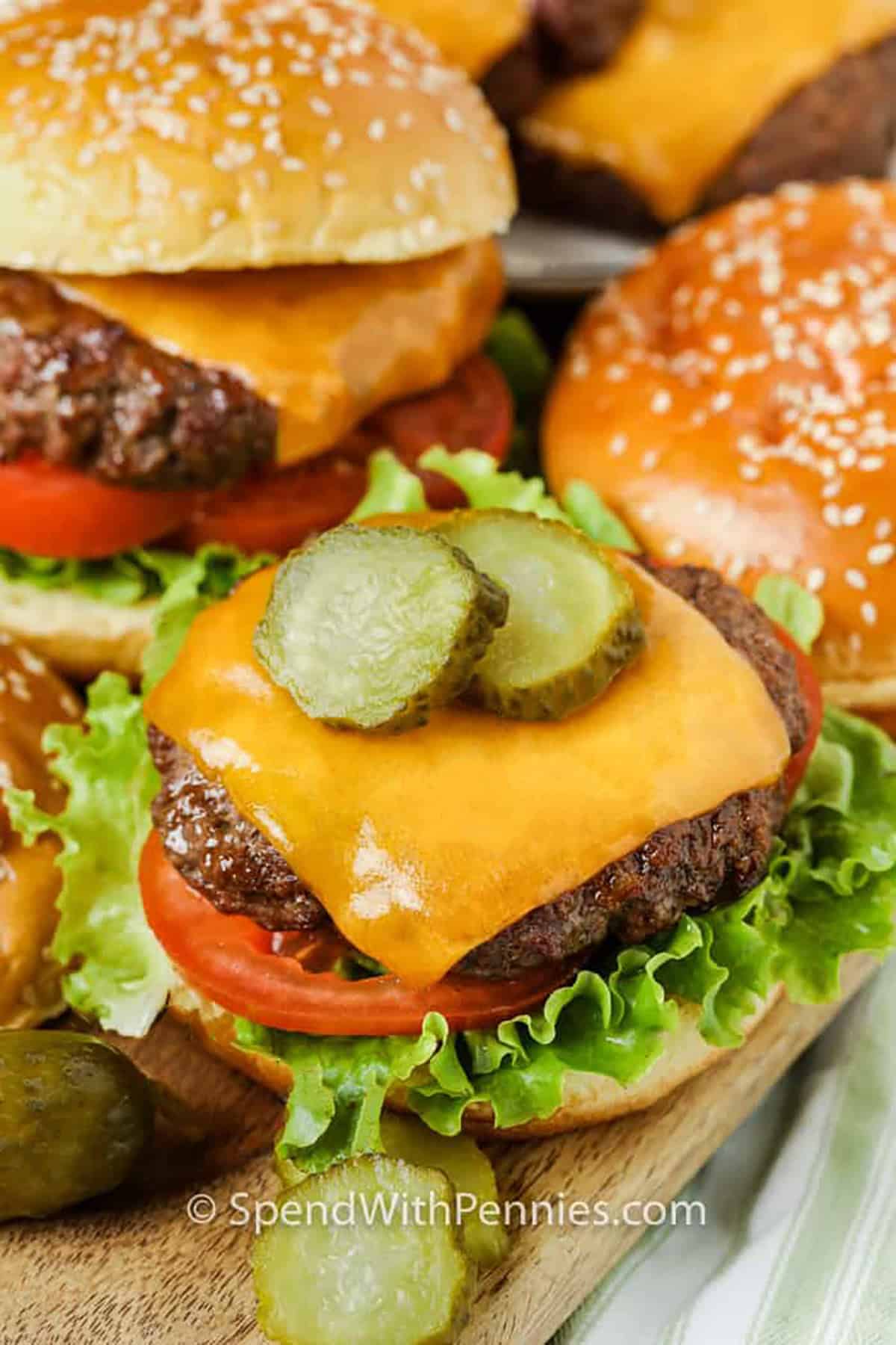 Air Fryer Burgers: A Manual for Preparing Succulent and Moist Patties