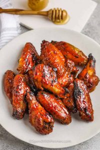 Fast and Simple Sticky BBQ Wings Prepared in 30 Minutes
