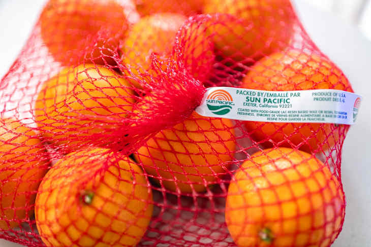 How to Use a Mesh Citrus Bag to Make the Prettiest Floral Arrangement