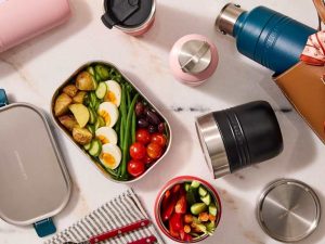 Le Creusetâs Newest Pieces Are Made to Travel With You