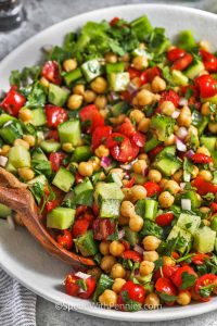 An Adaptable Salad Recipe for Fast Lunches, Gatherings, and Hectic Days