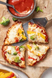 High-Protein Cheesy Chicken Crust Pizza: More than 34g of Protein Each Serving