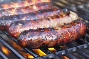 3 Chefs Agree: The Best Grocery Store Sausage Is This $2 Brand