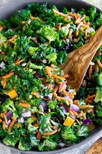 An Invigorating and Crispy Kale Salad Recipe