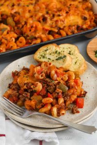 Cheesy Sloppy Joe Bake: An Easy Comfort Food Dish for Dinner