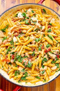 Pasta with Tuscan Chicken and Creamy Cottage Cheese Sauce