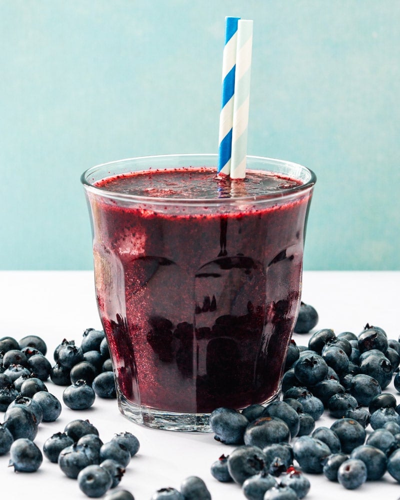 The Advantages for Health and Applications of Blueberry Juice