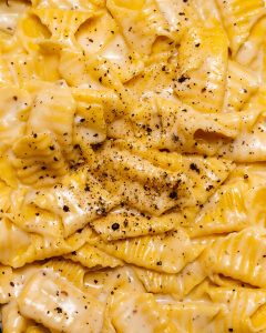 Cacio e Pepe Pasta featuring Luxurious Creaminess and Robust Pepper Essence