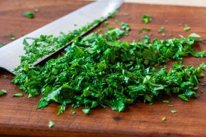 A Guide to Preparing Spaghetti Aglio e Olio: A Traditional Italian Pasta Recipe