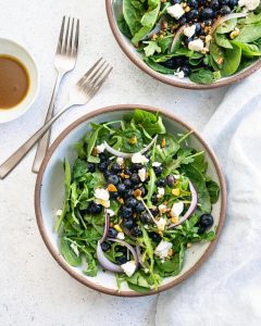 Blueberry and Assorted Greens Salad with Balsamic Vinaigrette Dressing