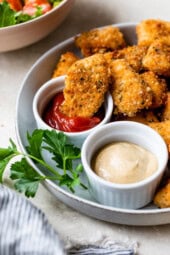 Crispy Oven-Baked Chicken Nuggets: A Recipe Loved by the Whole Family