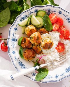 Delicious Greek-Inspired Chicken Meatballs Recipe