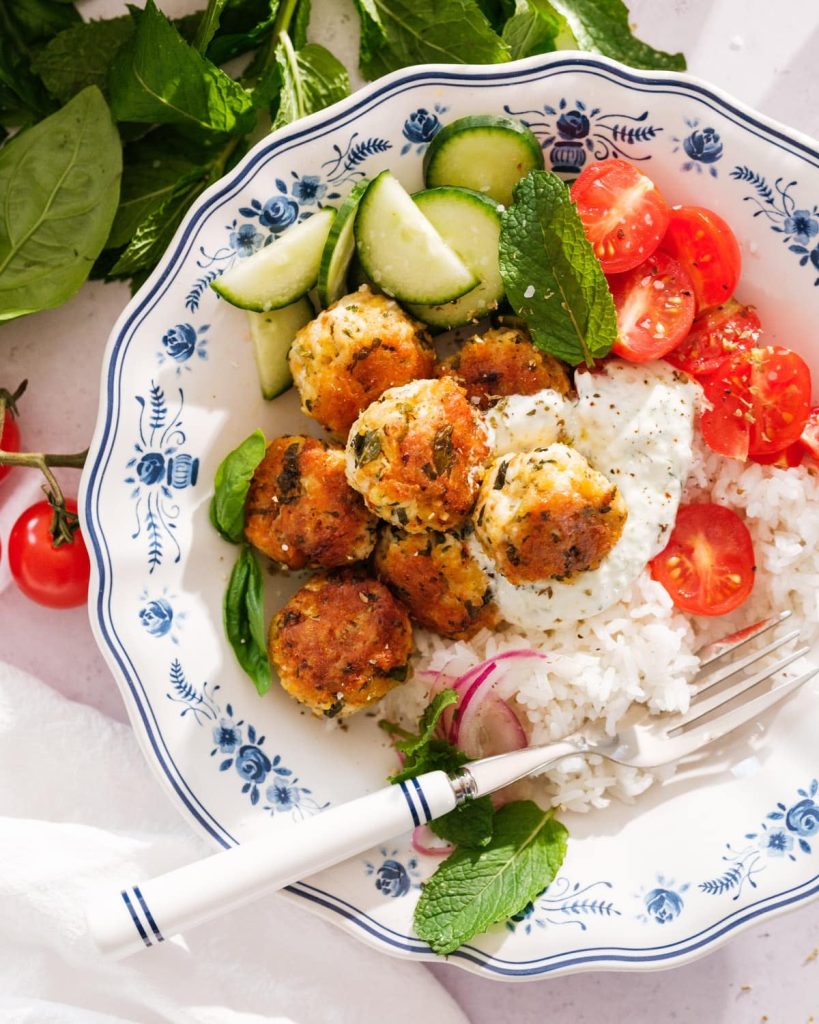 Delicious Greek-Inspired Chicken Meatballs Recipe
